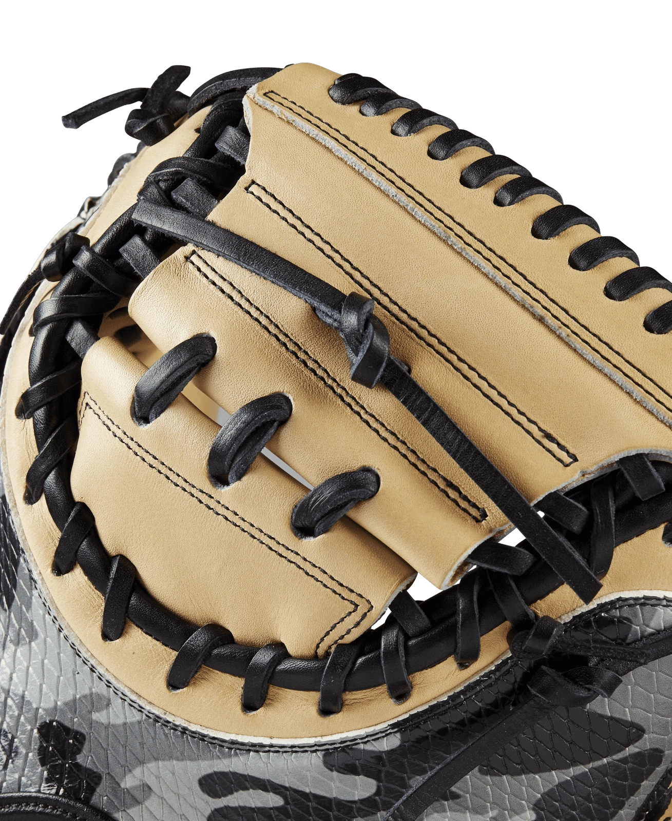 Wilson A2000 CM33SS Catcher's Mitt WBW10128333 Oct 2022 GOTM - Black Camo Blonde - Image 8
